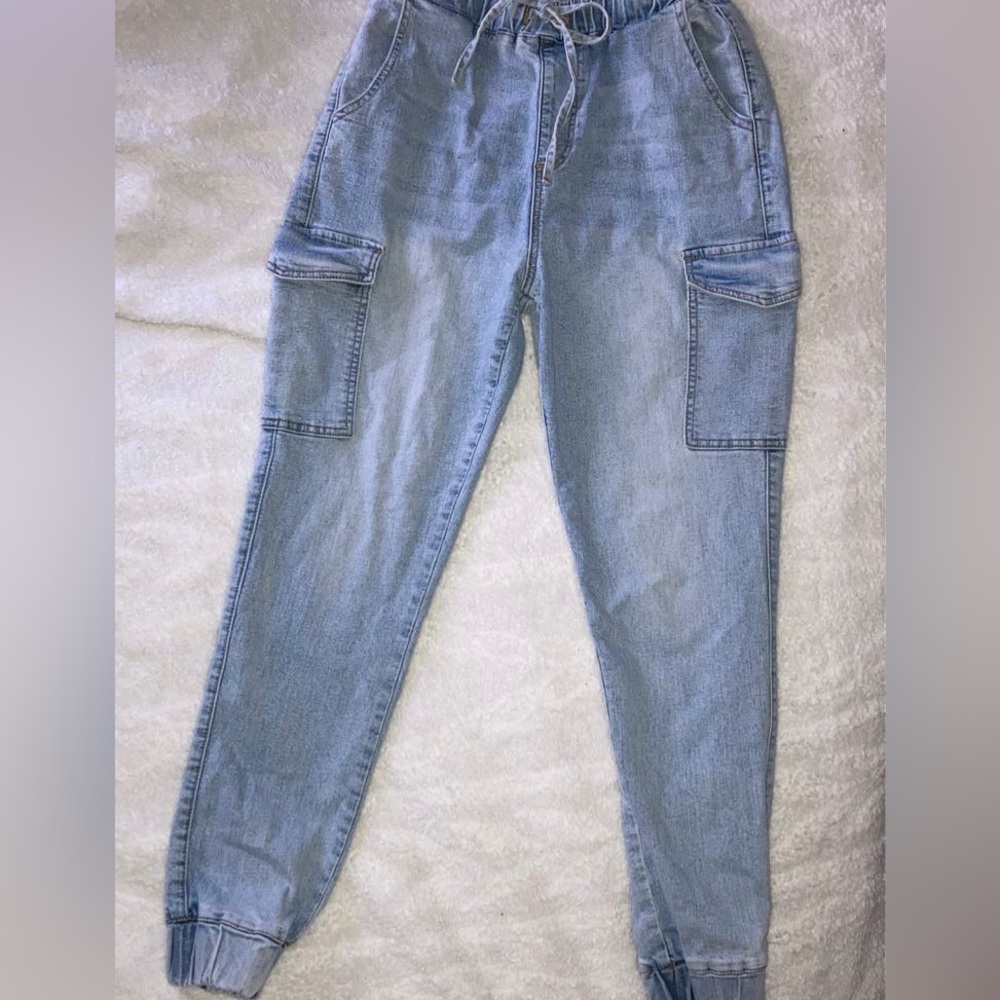 Fitted Cuffed Drawstring Jeans